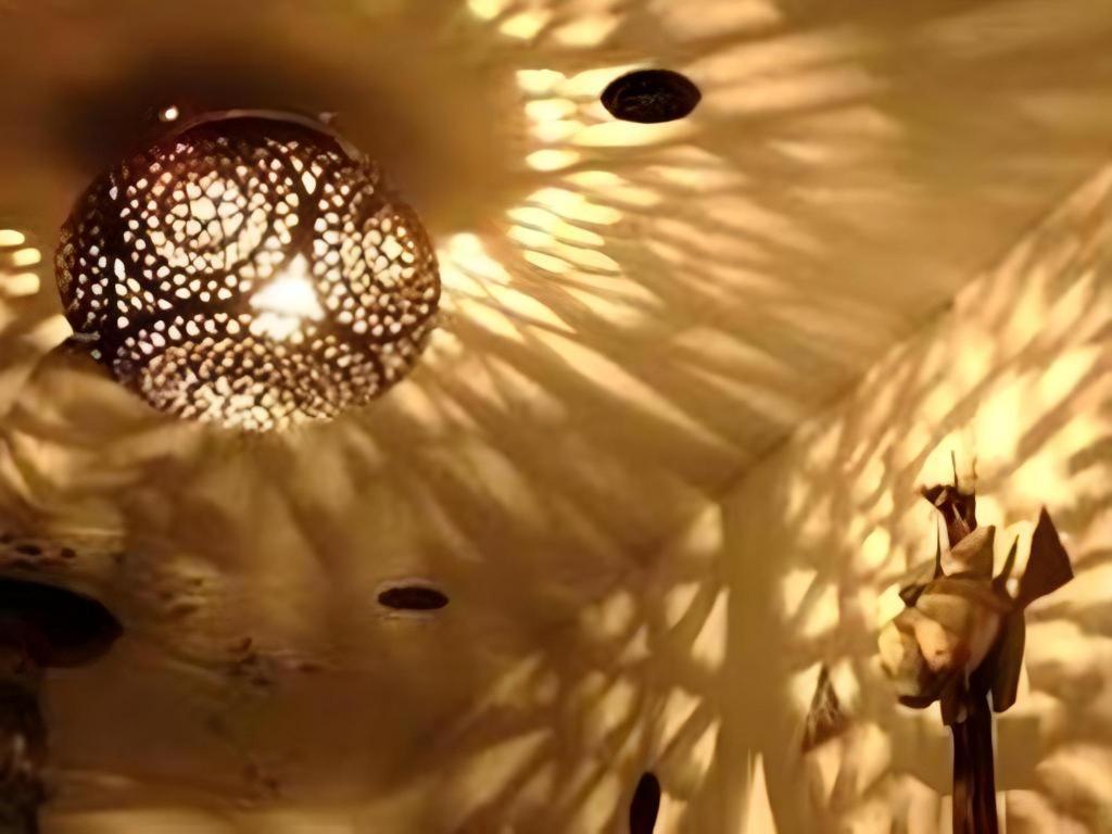 Arabian Art Hotel & Gallery Onjuku Eksteriør bilde
