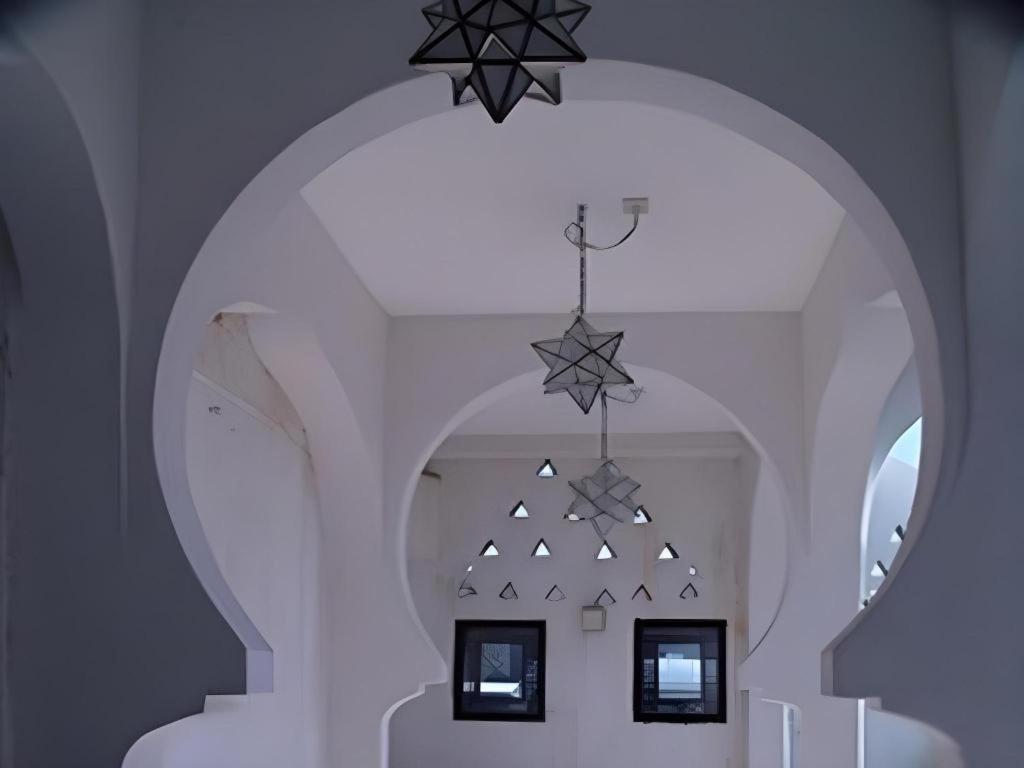 Arabian Art Hotel & Gallery Onjuku Eksteriør bilde