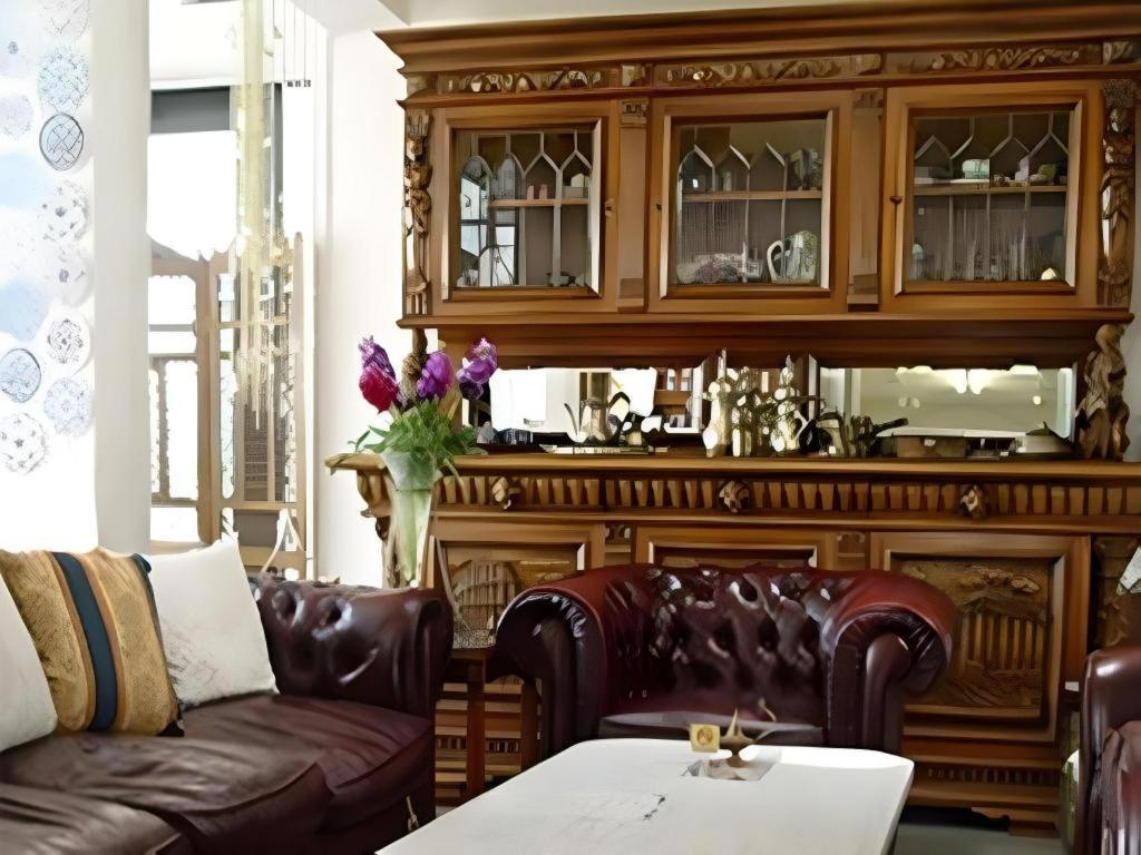 Arabian Art Hotel & Gallery Onjuku Eksteriør bilde